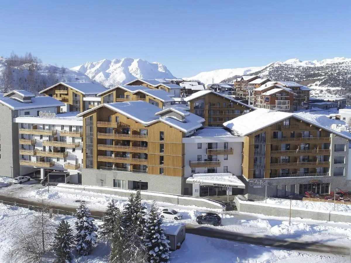 Perfect Residence With Spa Near The Slopes In Alpe D'Huez