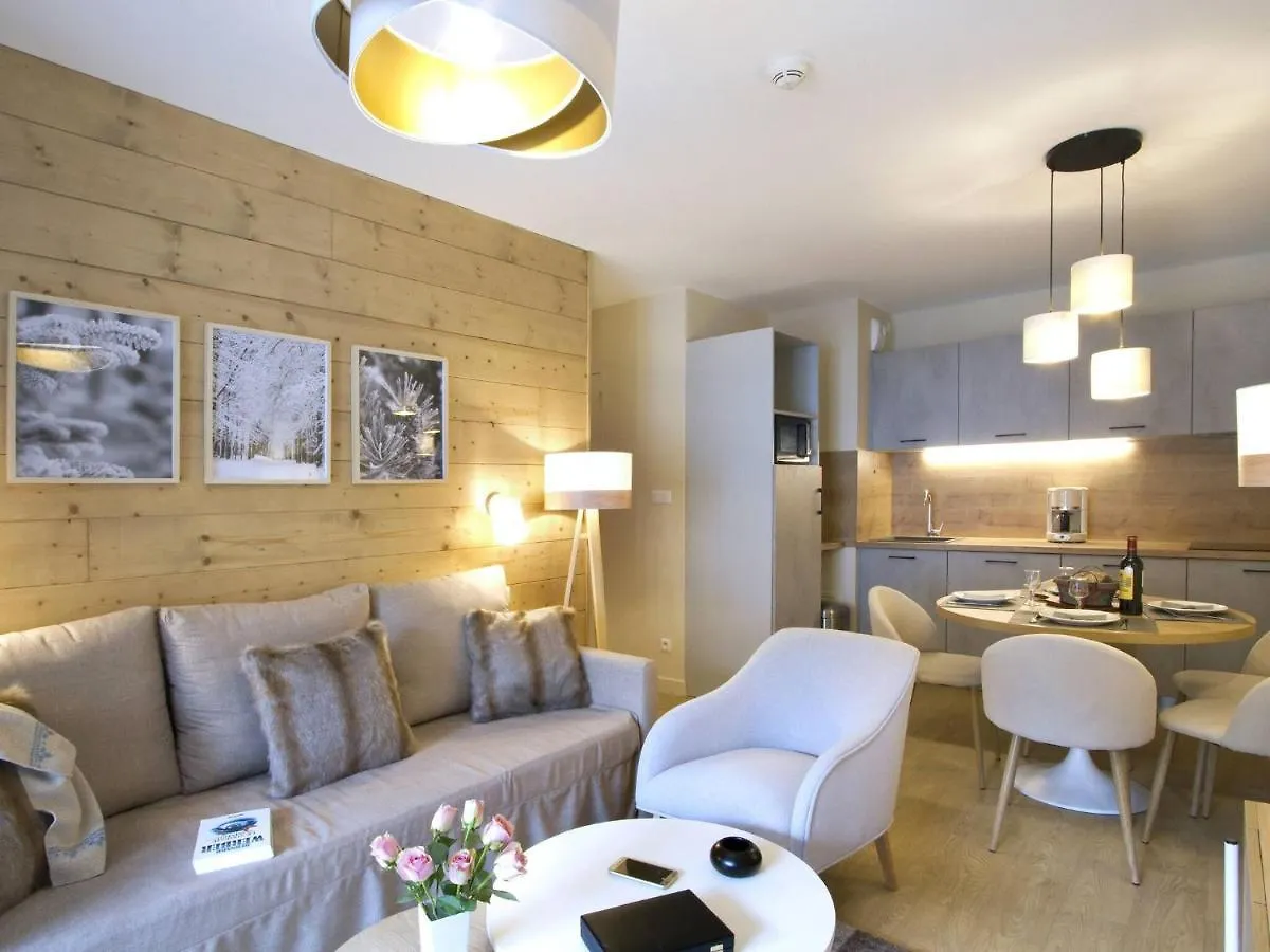 Perfect Residence With Spa Near The Slopes In Alpe D'Huez